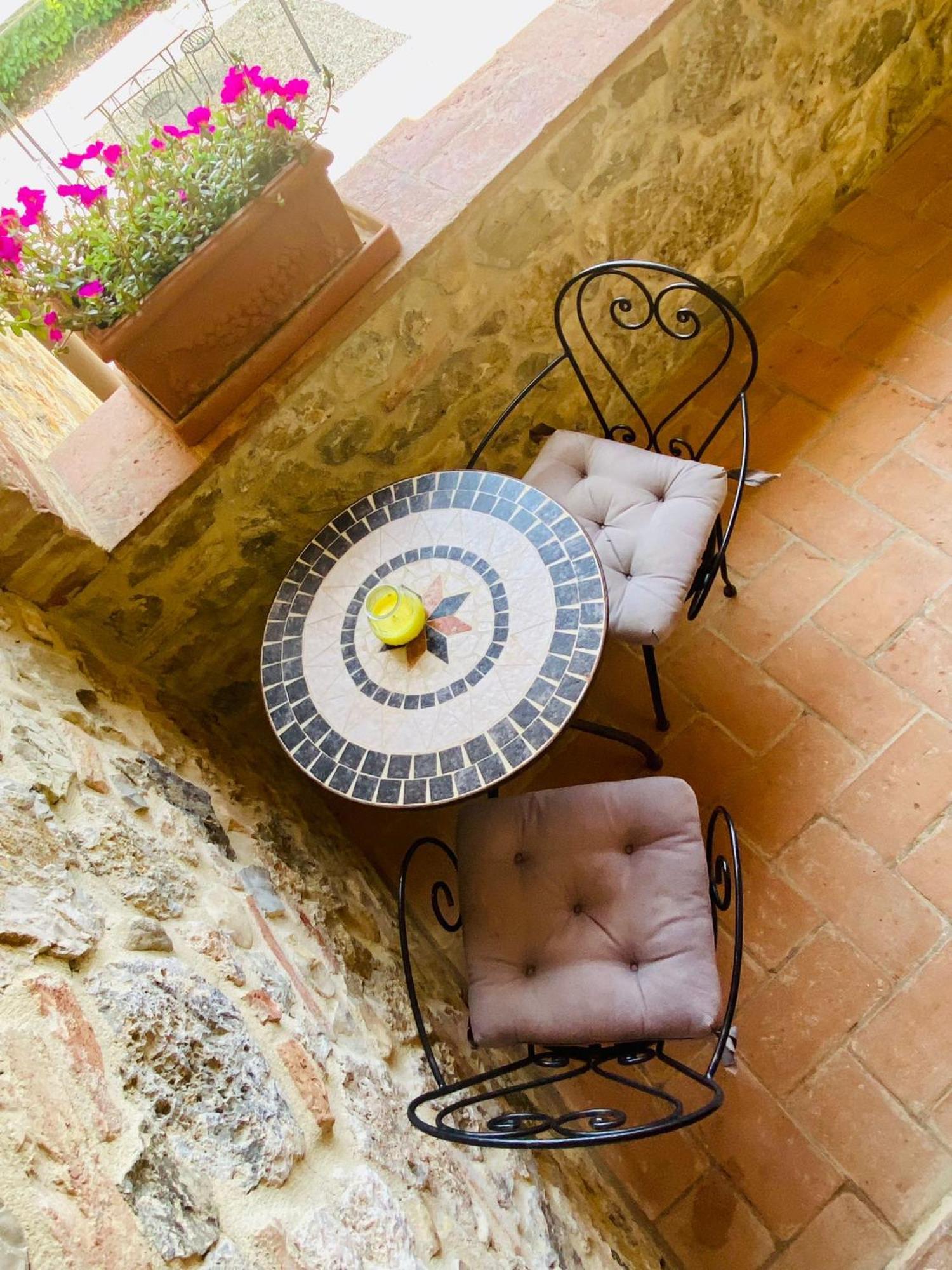 Agriturismo La Peschiera Casole dʼElsa Zewnętrze zdjęcie